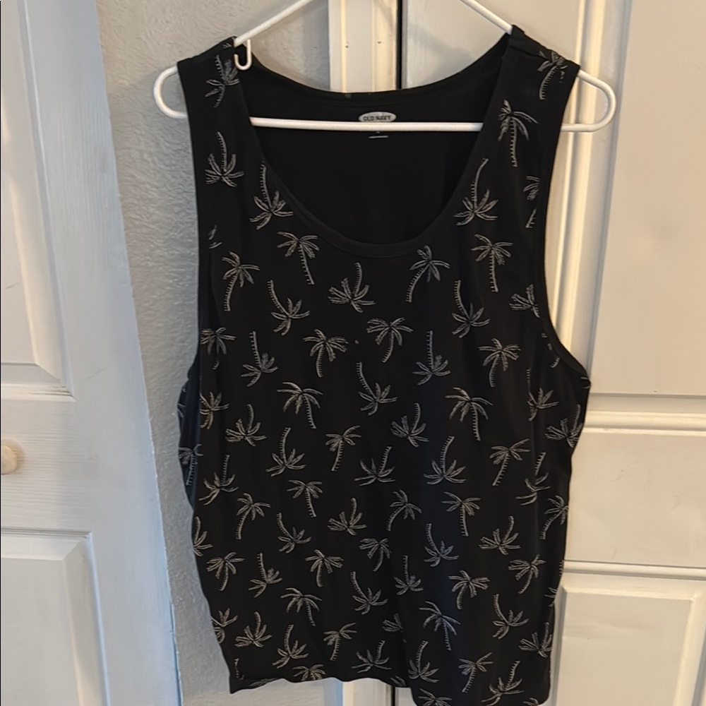 Black Palm Tree Print Tank Top